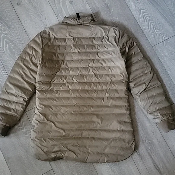 MEC Reversable Down Jacket - Picture 5 of 8